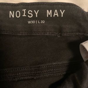 Black Distressed Jeans